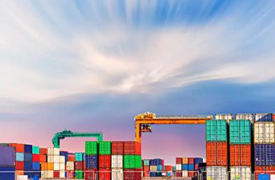 上海國際海運需要防范哪些風險呢？影響它價格的因素有哪些？