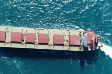 在貨物運(yùn)輸中，選擇國際海運(yùn)與國際空運(yùn)有什么區(qū)別？