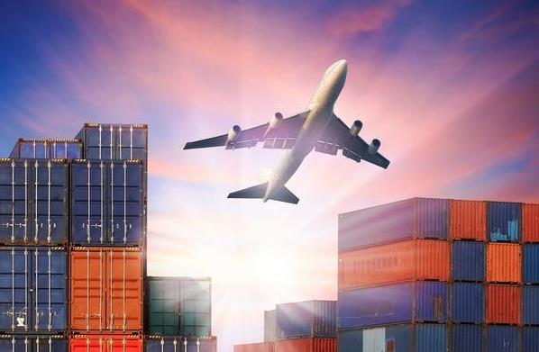 美國國際物流發(fā)展有哪些特點(diǎn)？面臨的挑戰(zhàn)是什么？