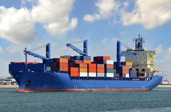 國(guó)際貨運(yùn)代理在促進(jìn)跨國(guó)貿(mào)易、促進(jìn)經(jīng)濟(jì)發(fā)展等方面發(fā)揮著重要作用