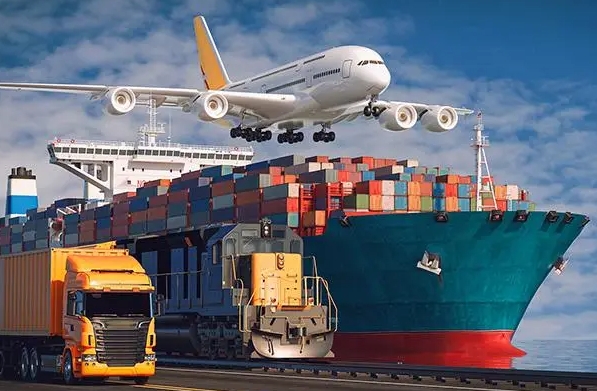 在當(dāng)今全球化的背景下，國際物流行業(yè)的發(fā)展十分迅速