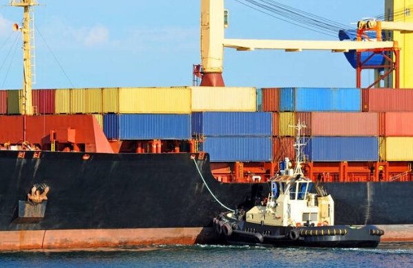 隨著全球貿(mào)易的不斷發(fā)展，上海貨代公司需要不斷創(chuàng)新和改進(jìn)