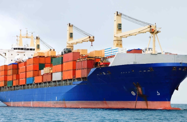 國(guó)際物流作為連接全球經(jīng)濟(jì)的橋梁，見證了全球化的繁榮