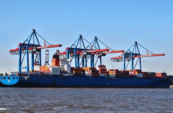 上海國際物流以其高效的物流體系，連接著世界的每一個(gè)角落