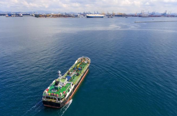 隨著北方航線的逐漸開(kāi)發(fā)，俄羅斯海運(yùn)正迎來(lái)前所未有的發(fā)展機(jī)遇