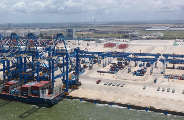 上海海外倉貨代以獨(dú)特海上服務(wù)，在全球貿(mào)易中扮演著不可或缺的角色