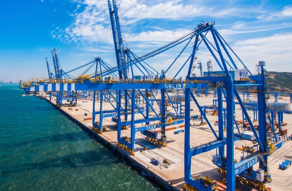 隨著科技的進(jìn)步和互聯(lián)網(wǎng)的發(fā)展，貨運(yùn)代理行業(yè)也迎來了新的變革