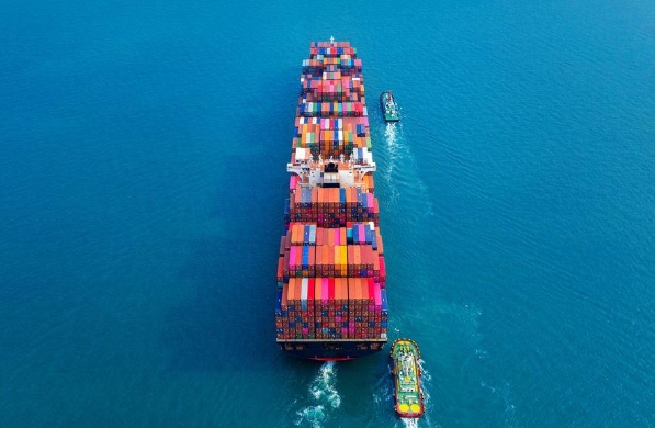 上海國(guó)際貨代在促進(jìn)國(guó)際貿(mào)易、推動(dòng)經(jīng)濟(jì)發(fā)展方面發(fā)揮著重要作用