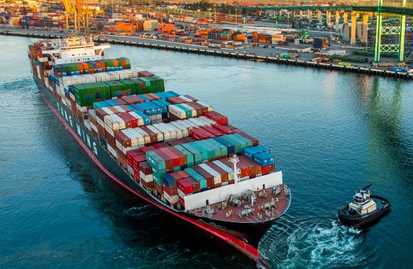 隨著中東地區(qū)經(jīng)濟(jì)的持續(xù)增長(zhǎng)，中東貨代行業(yè)將迎來更多的發(fā)展機(jī)遇