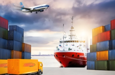 國(guó)際貨運(yùn)代理不僅簡(jiǎn)化了復(fù)雜的物流流程，還加速了全球貿(mào)易的步伐